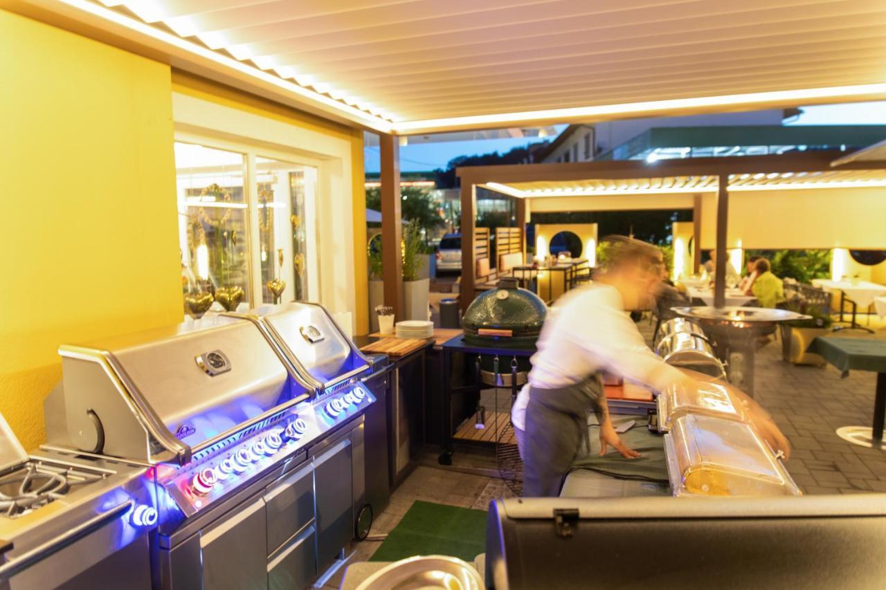 Kaibing Restaurant Hotel Schrott מראה חיצוני תמונה