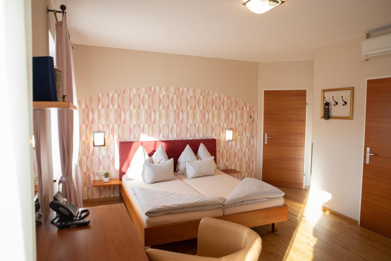 Kaibing Restaurant Hotel Schrott מראה חיצוני תמונה
